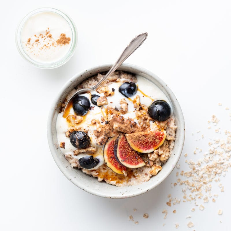 Veganes Porridge mit Feigen