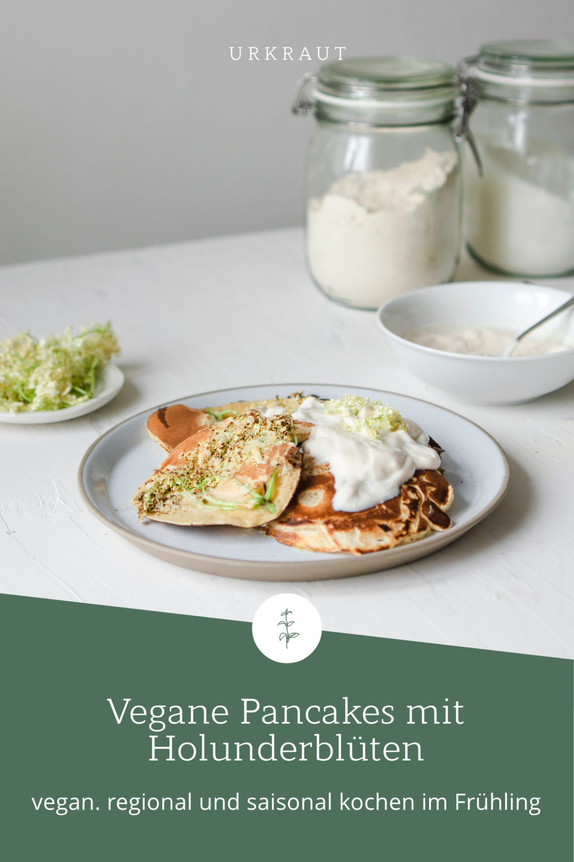 
Vegane Pancakes mit Holunderblüten
